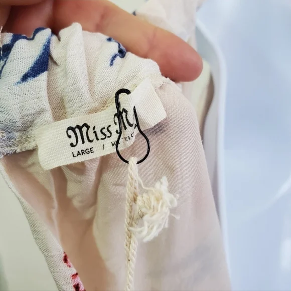 Miss Me Size L - Women's Ivory Floral Cutout Halter Dress - Picture 6 of 8